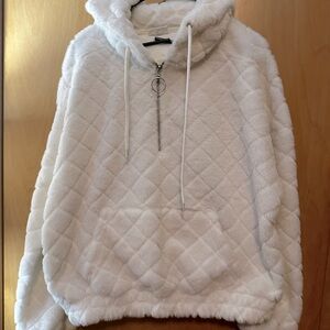 Soft white hoodie (L) nwot